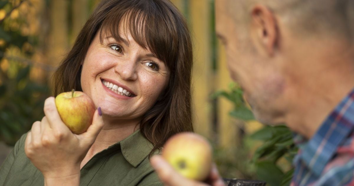 Peran Buah dan Sayuran dalam Menjaga Tubuh Lansia dari Peradangan